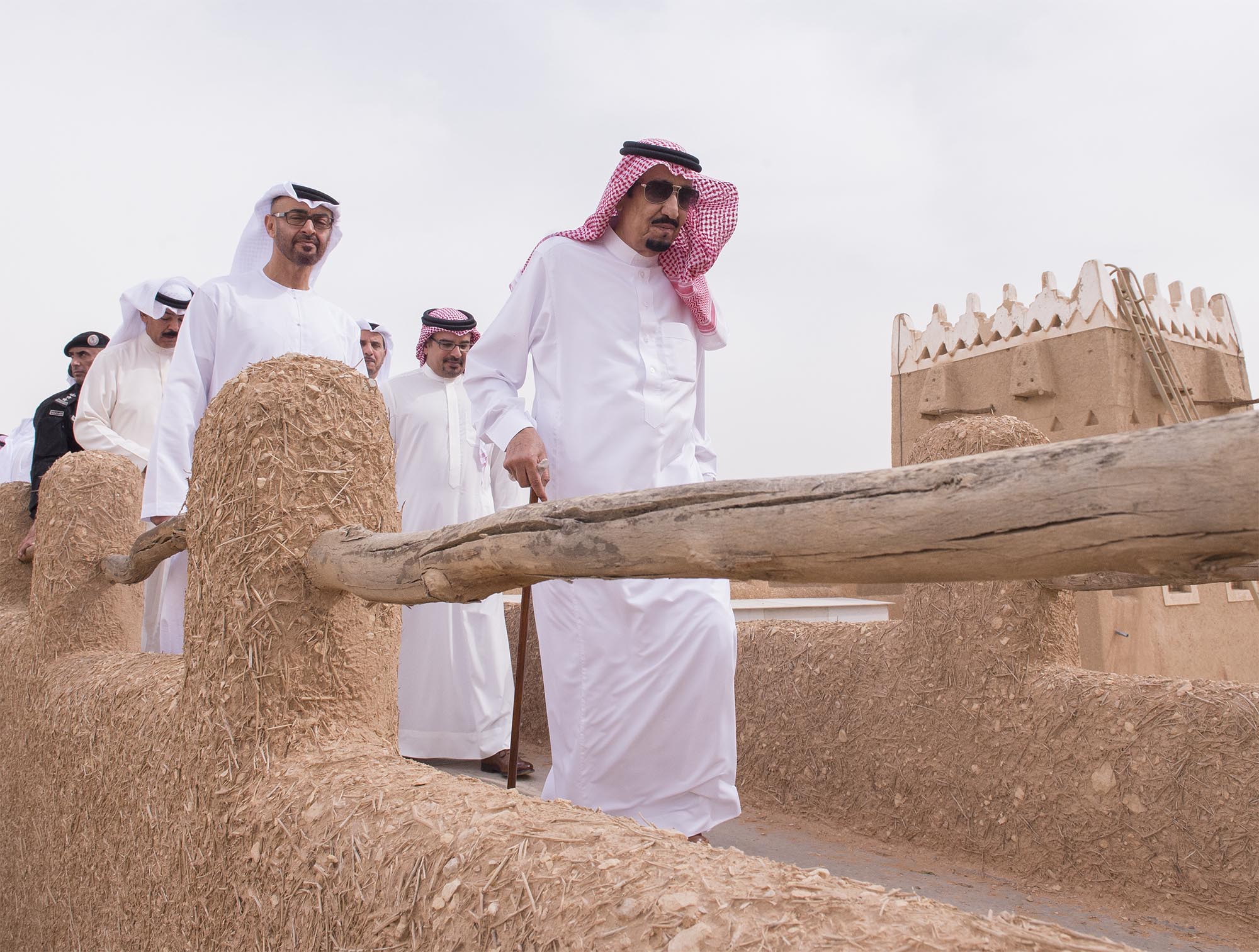 آل سعود يقضون على ثقافات باقي المواطنين